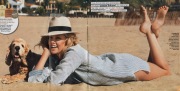 Charlize Theron con il cane