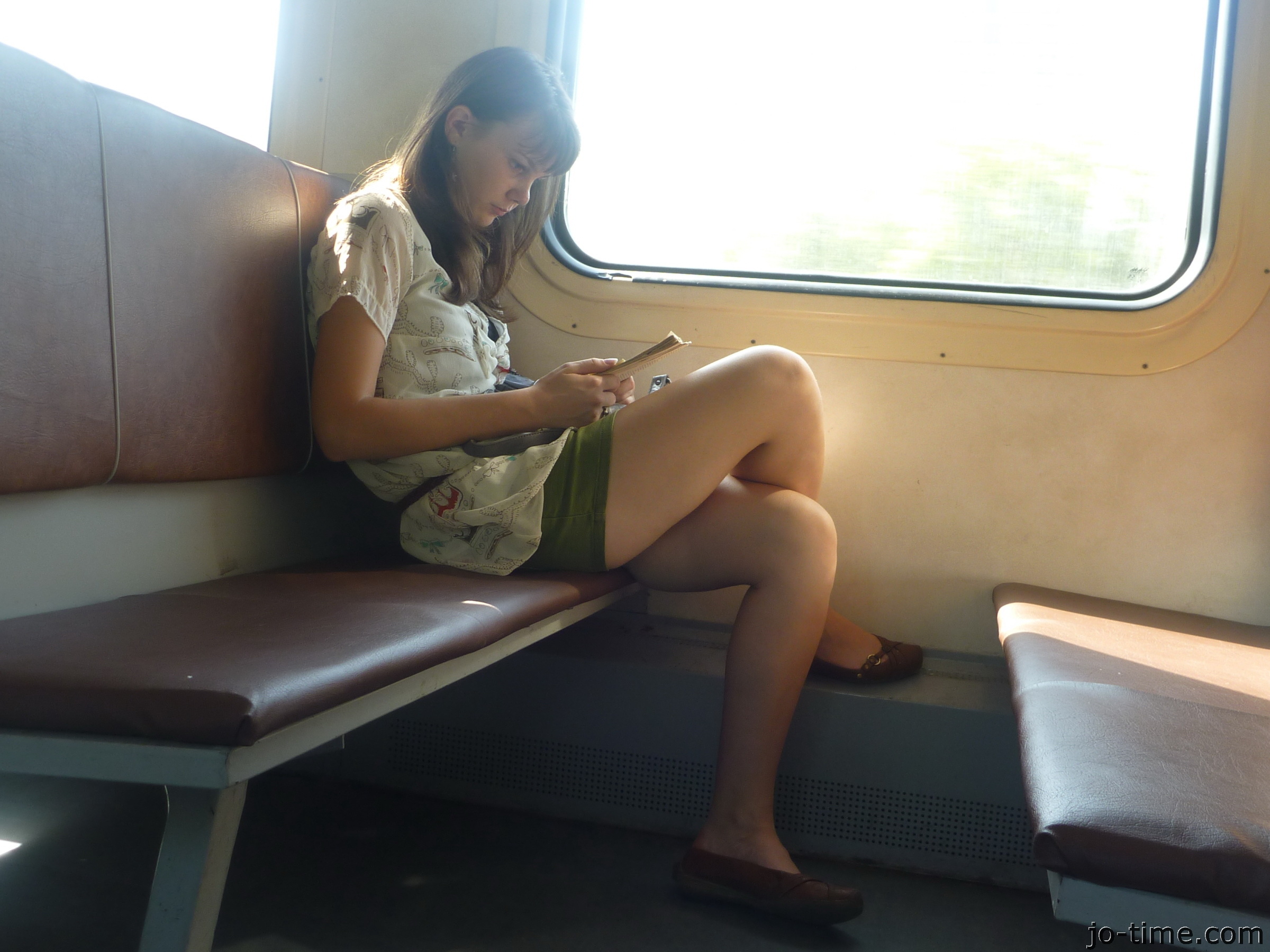 в поезде голые ножки фото 72