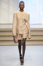 La moda con le calze di Jil Sander