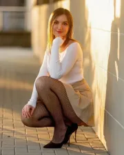 Anastazja in collant a rete