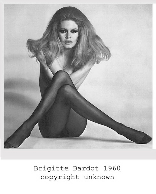 L'originale Bardot Pose