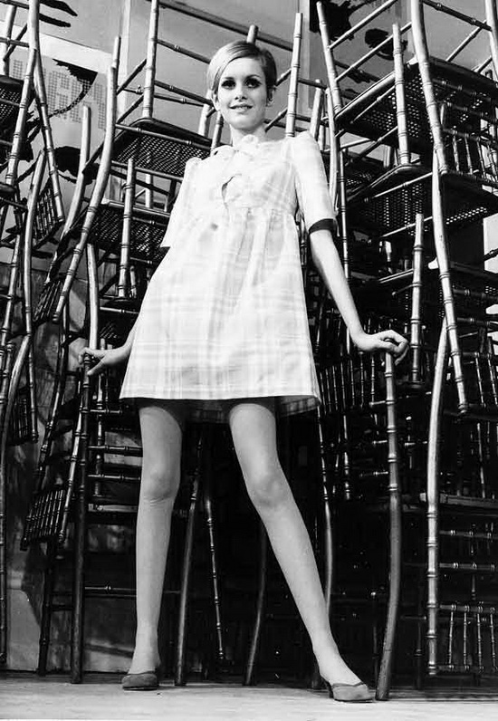 twiggy in collant