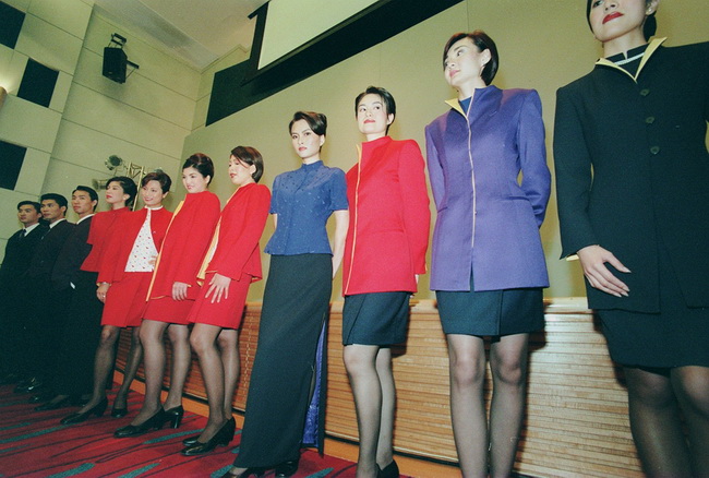 cathay pacific 06