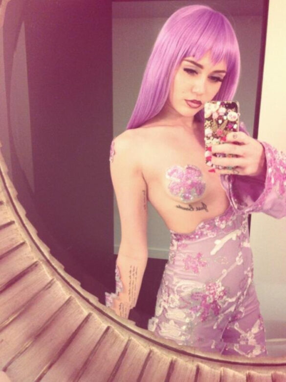 The Sexiest Celebrity Haloween Costumes Miley Cyrus