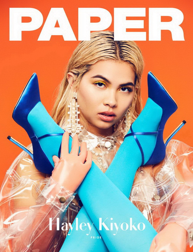 Hayley Kiyoko su paper