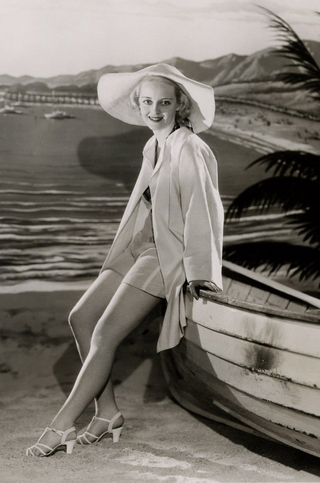 Bette Davis 01