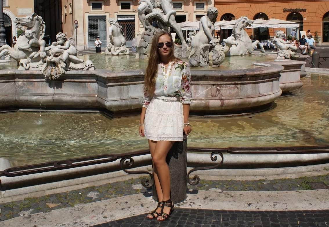 Dream. Love. Shop.